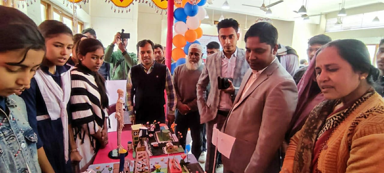 কচুয়ায় ৪৬ তম জাতীয় বিজ্ঞান মেলা অনুষ্ঠিত হয়।