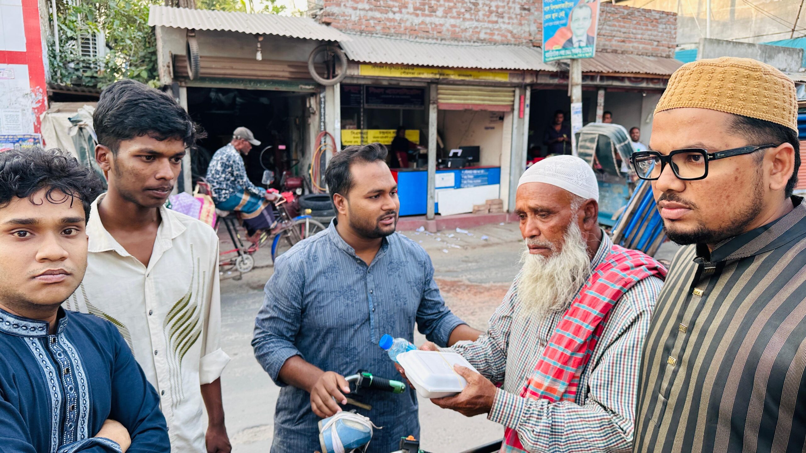 বাগেরহাট জেলা ছাত্রদলের মাসব্যাপী ইফতার কর্মসূচির চতুর্থ দিন