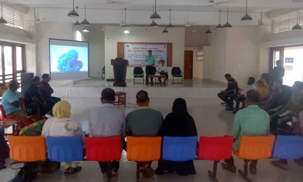 বাগেরহাটে গ্রাম আদালত বিষয়ক প্রশিক্ষন