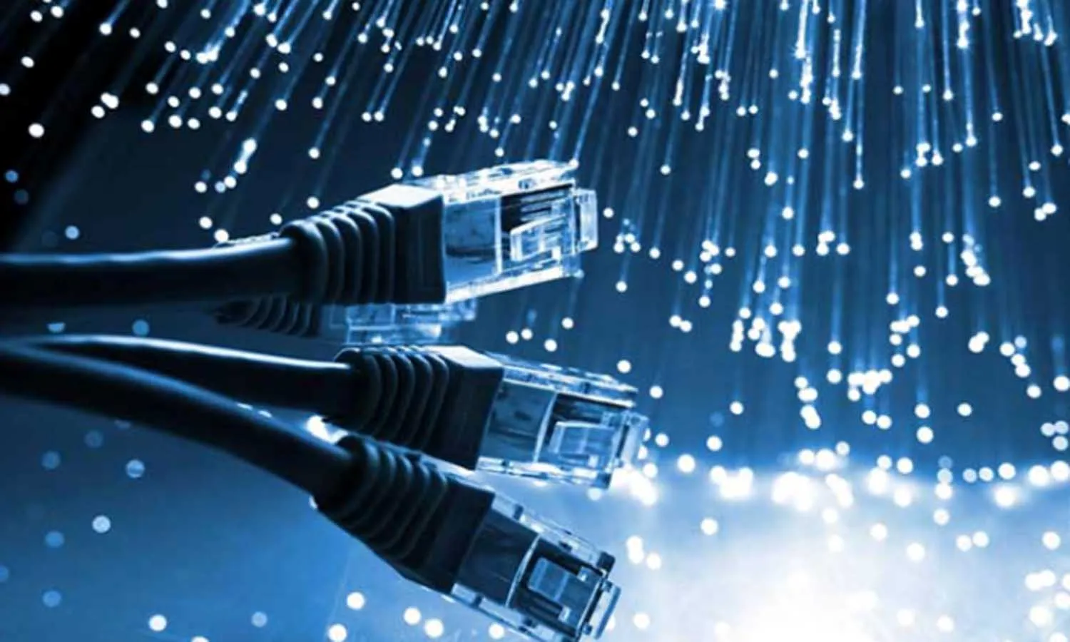 ইন্টারনেট খরচ কমানোর উদ্যোগে বিটিআরসির বড় পদক্ষেপ, ব্যান্ডউইথের দাম হ্রাস