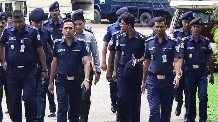 পুলিশের ছুটি বাতিল ঘোষণা